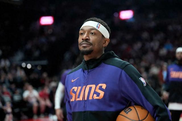 NBA | 太阳这波亏麻了！比尔交易谈崩，1.1亿合同秒变“催命符”
