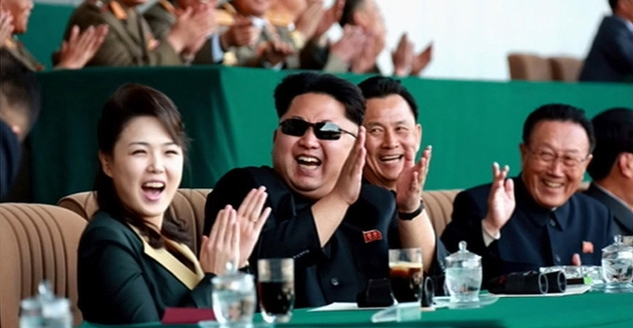 开云官方网站-朝鲜第一夫人李雪主：狠心抛弃前任，仅用一招就让金正恩死心塌地