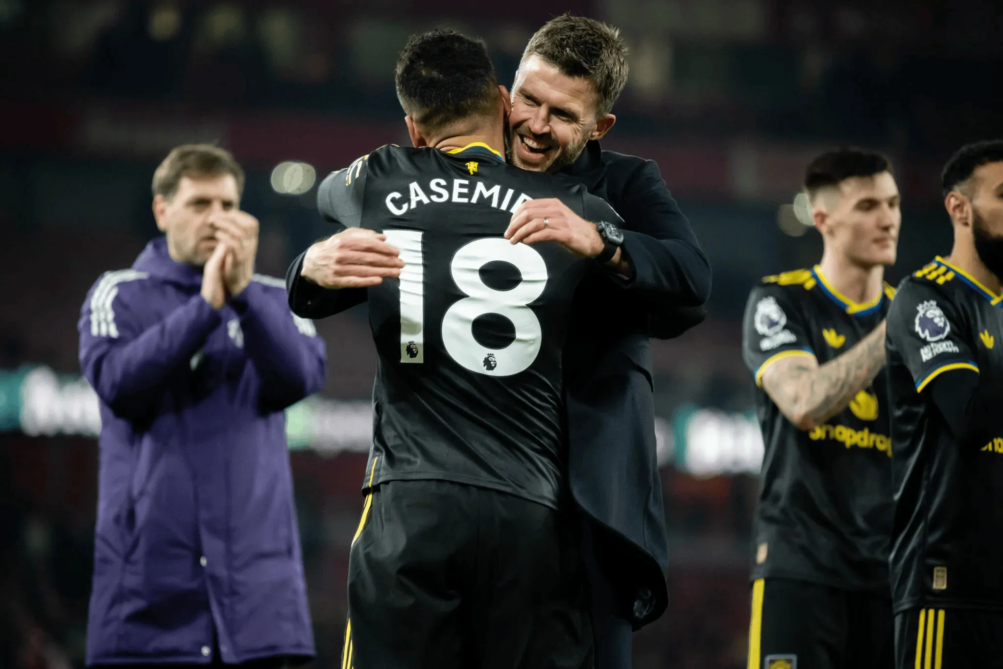 开云登录入口-费迪南德：卡塞米罗处于超高水准，别低估他&amp;amp;他依旧能做贡献